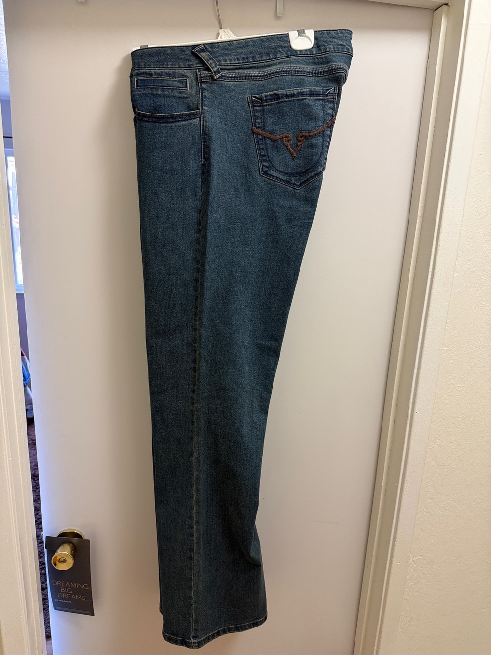 Women's Dark Blue Straight-Leg Jeans - Classic Denim